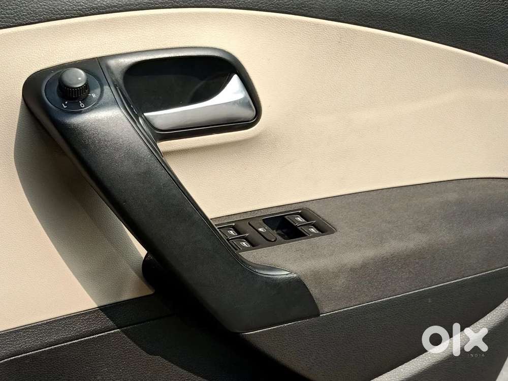 Volkswagen Polo Petrol Highline 1.2l, 2014, Petrol
