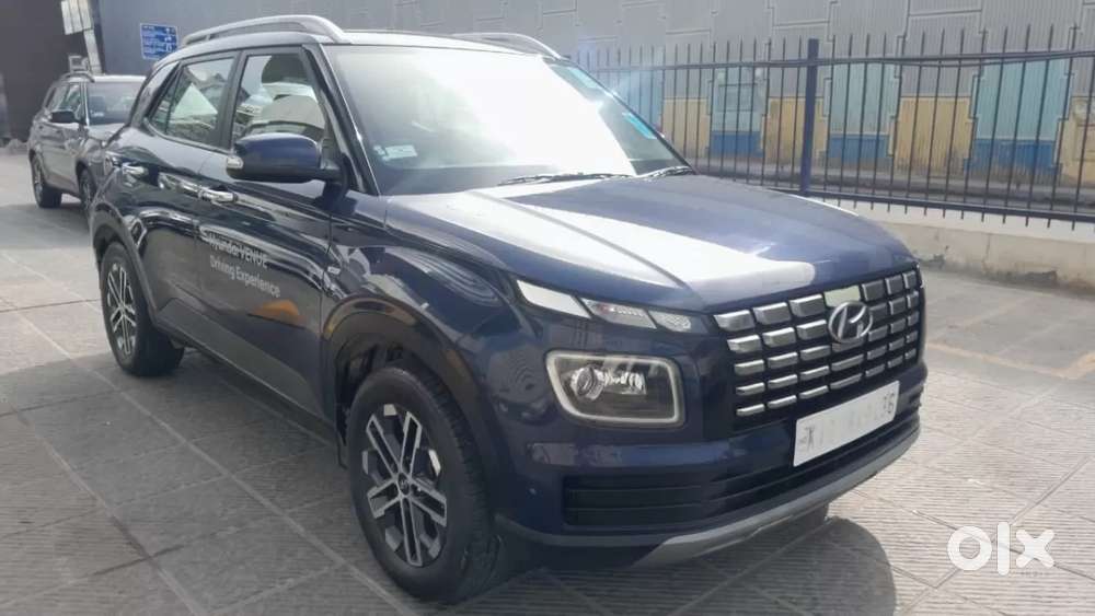 Hyundai Venue 1.0 Sx (o) Turbo Dct, 2023, Petrol