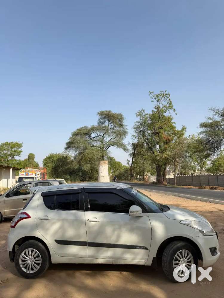 Maruti Suzuki Swift 2012/13 Diesel 87000 Km Driven