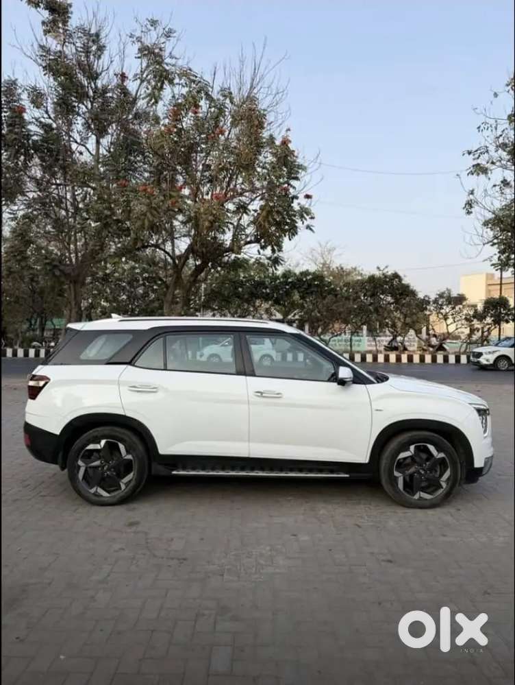 Hyundai Alcazar 2022 Brand New Condition