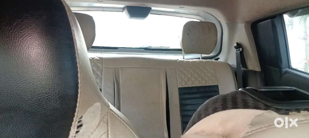 Mahindra Kuv 100 2016 Diesel Automatic