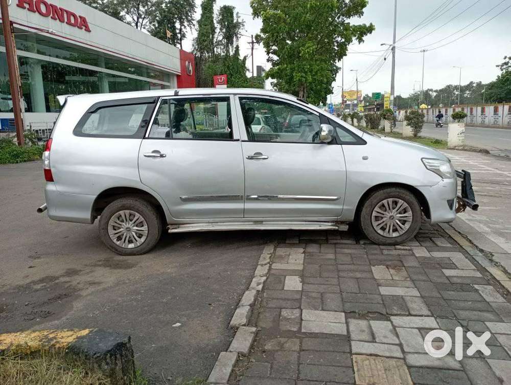 Toyota Innova [2004-2011] 2.5 Gx Diesel 7 Str, 2011, Diesel