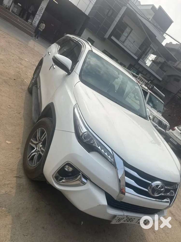 Toyota Fortuner Legender 2020 Diesel 125000 Km Driven