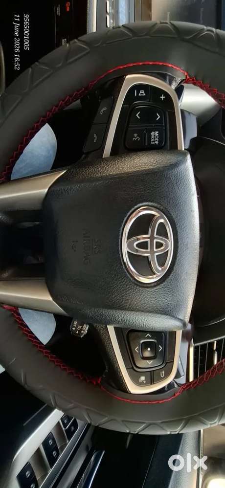 Toyota Innova Crysta [2020-ongoing] 2.4 Zx 7 Str, 2024, Diesel