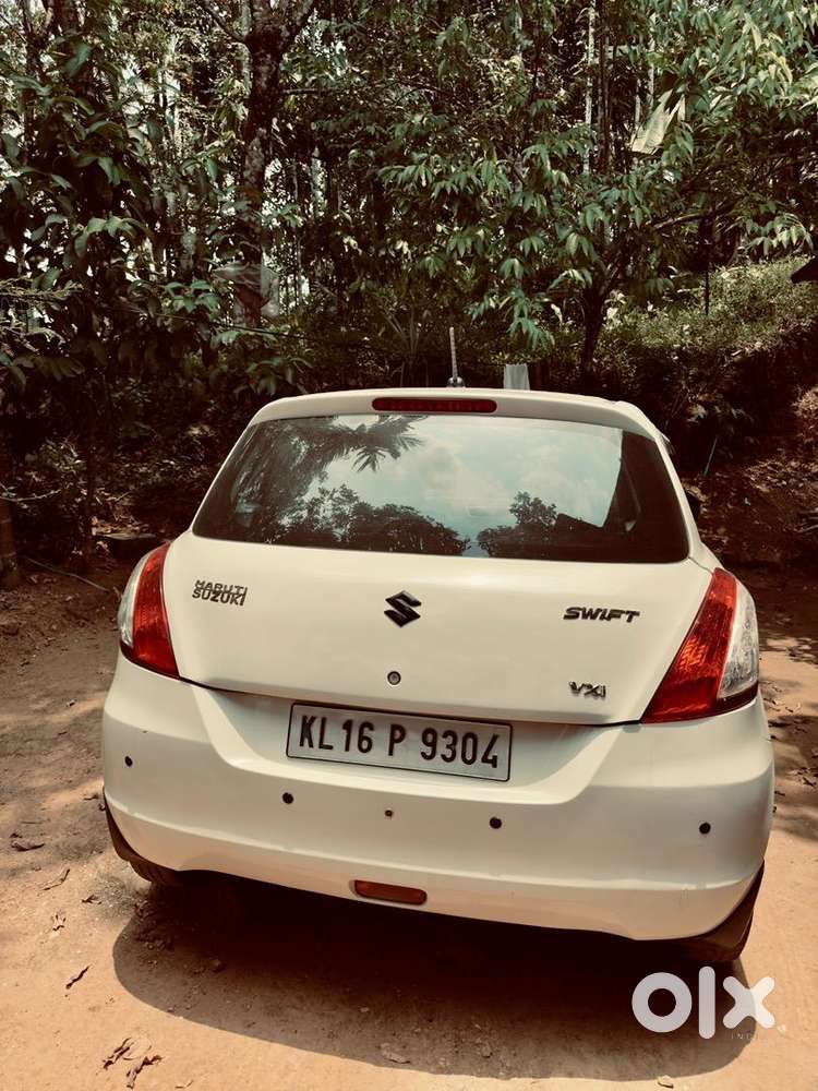 Maruti Suzuki Swift 2016 Petrol 120000 Km Driven