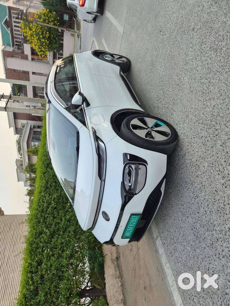Mg Windsor Ev Essence, 2025, Electric