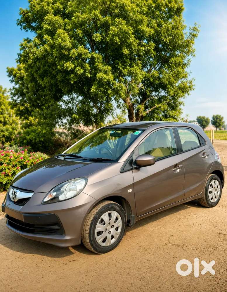 Honda Brio Mt Petrol 2014