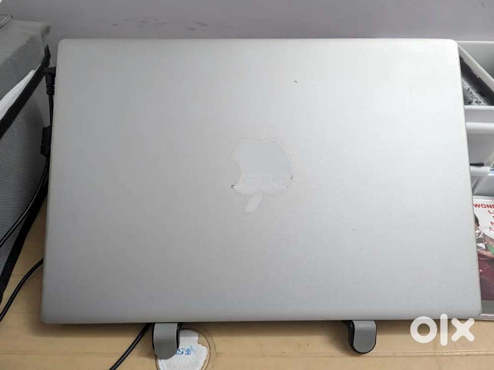 Acer laptop 15.6 inch 8gb ram / 1024 sd + 128 gb SSD 2gb graphic card