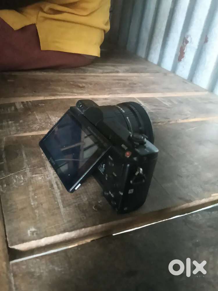 Sony Alpha 5100