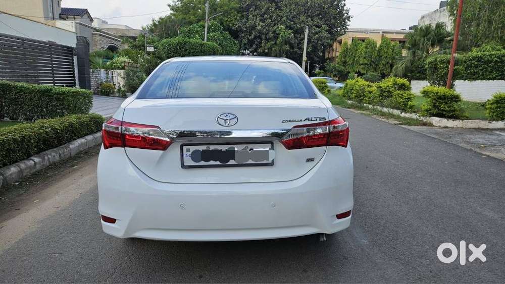 Toyota Corolla Altis Vl At, 2015, Petrol