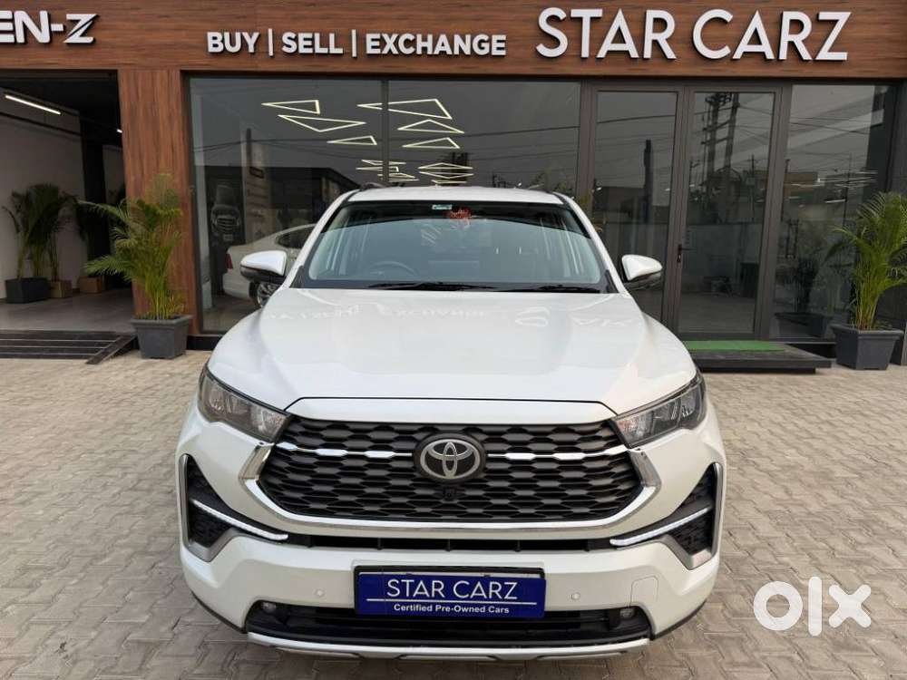 Toyota Innova Hycross Gx (o), 2025, Petrol