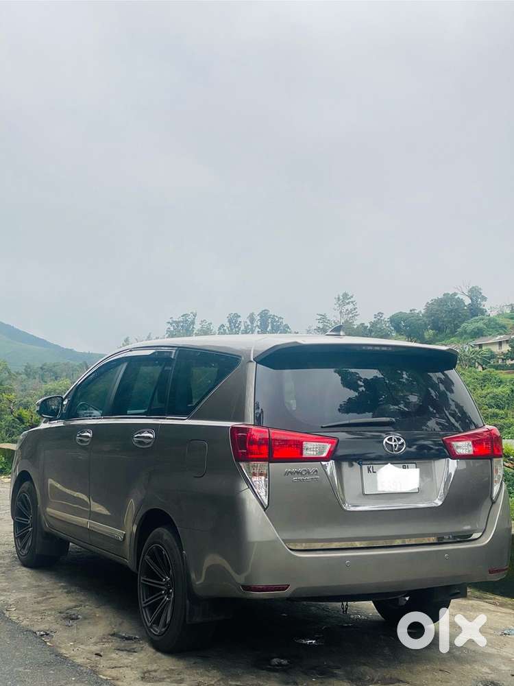 Toyota Innova Crysta Diesel 2016