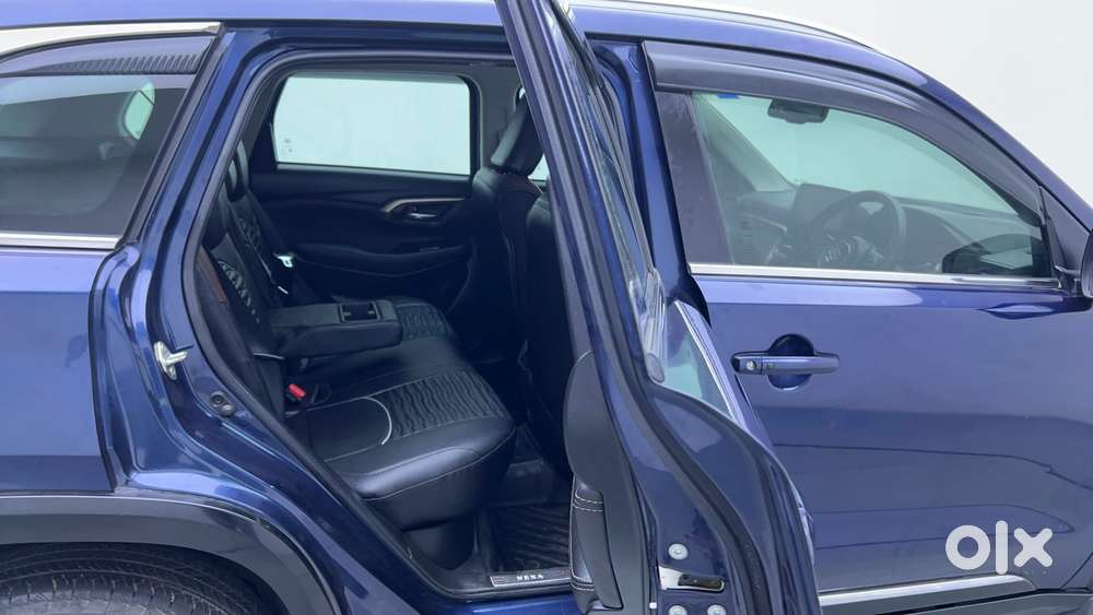 Maruti Suzuki Grand Vitara 1.5 Zeta Plus Intelligent Hybrid Ecvt, 20..