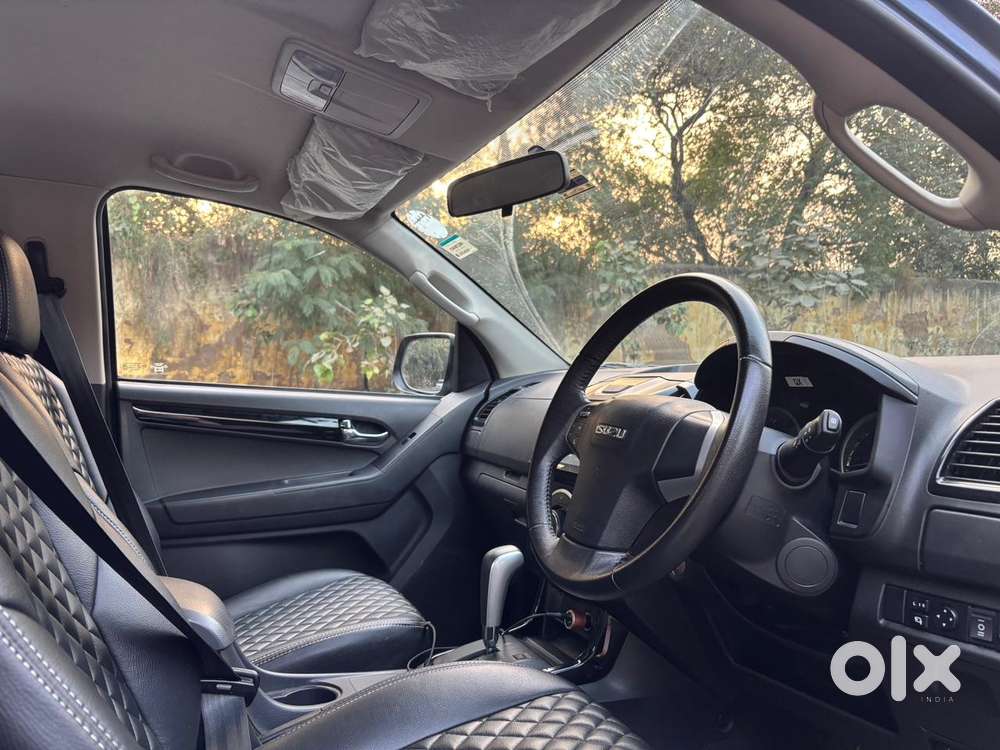 Isuzu V-cross Z 4x2 At, 2023, Diesel