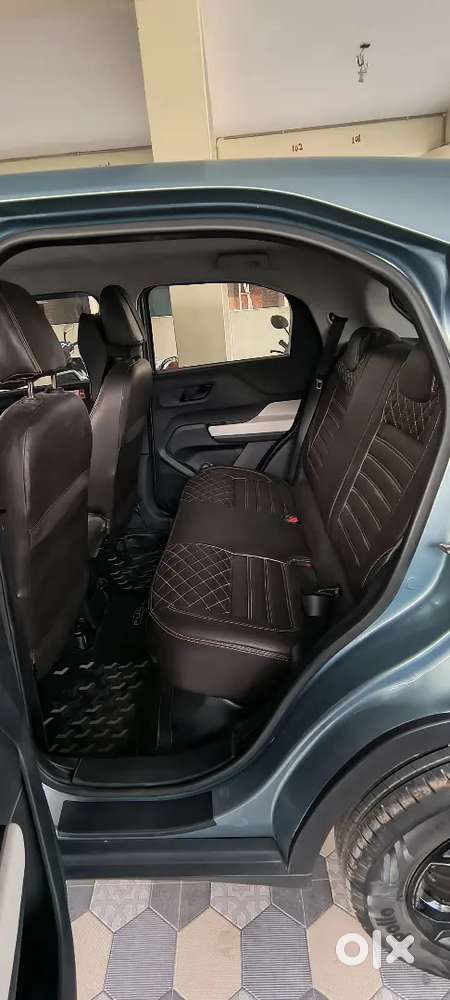 Tata Punch Accomplished Amt 2022  23.5k Km  1st Owner