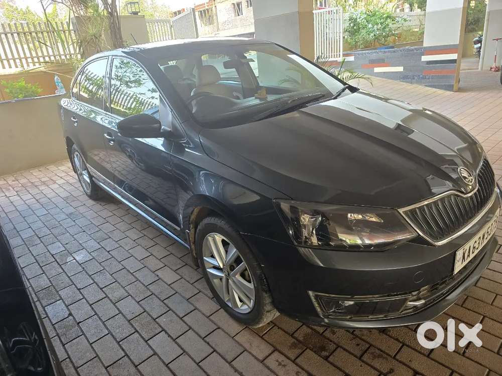 Skoda Rapid Top End Petrol