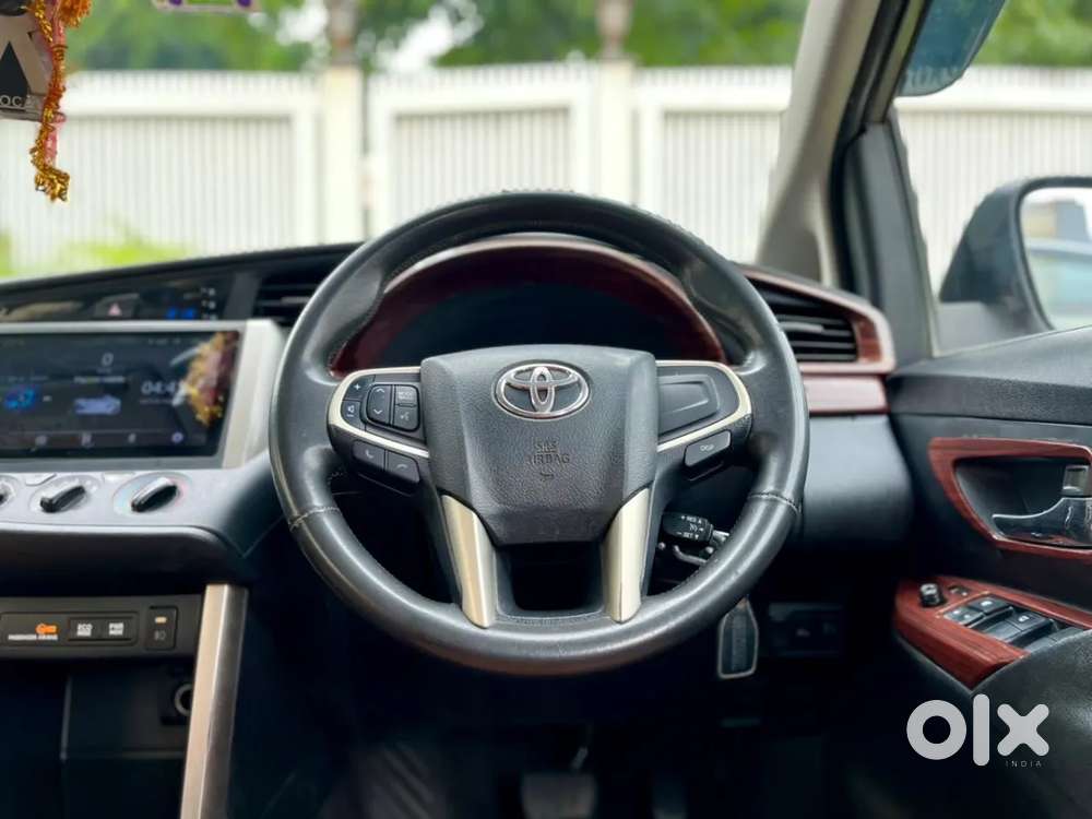 Toyota Innova Crysta 2.4 G Mt 7 Str, 2019, Diesel