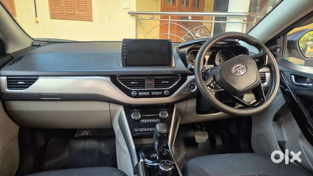 Tata Nexon Amt Xza Plus, 2019, Petrol