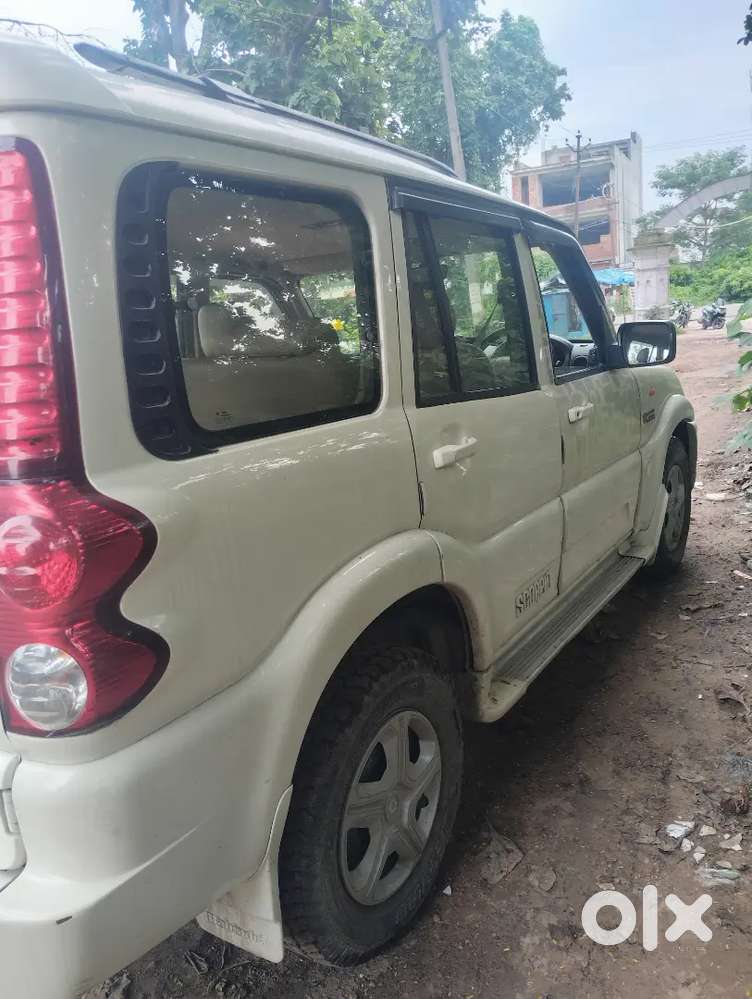 Mahindra Scorpio 2011 Diesel Manual
