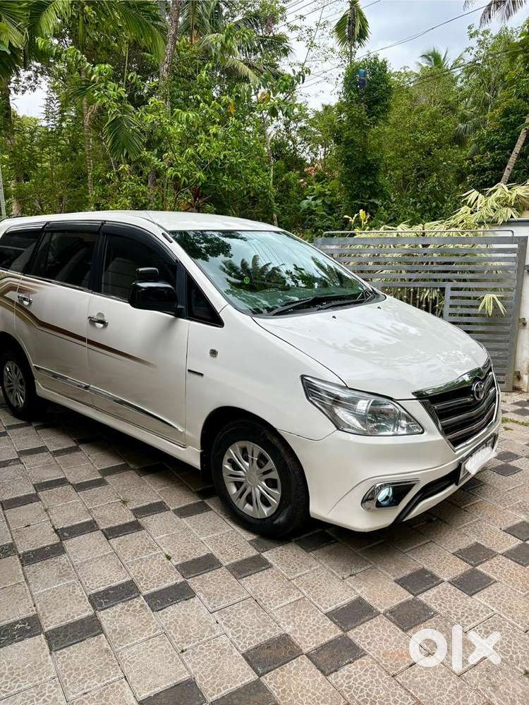 Innova 2013 Gx