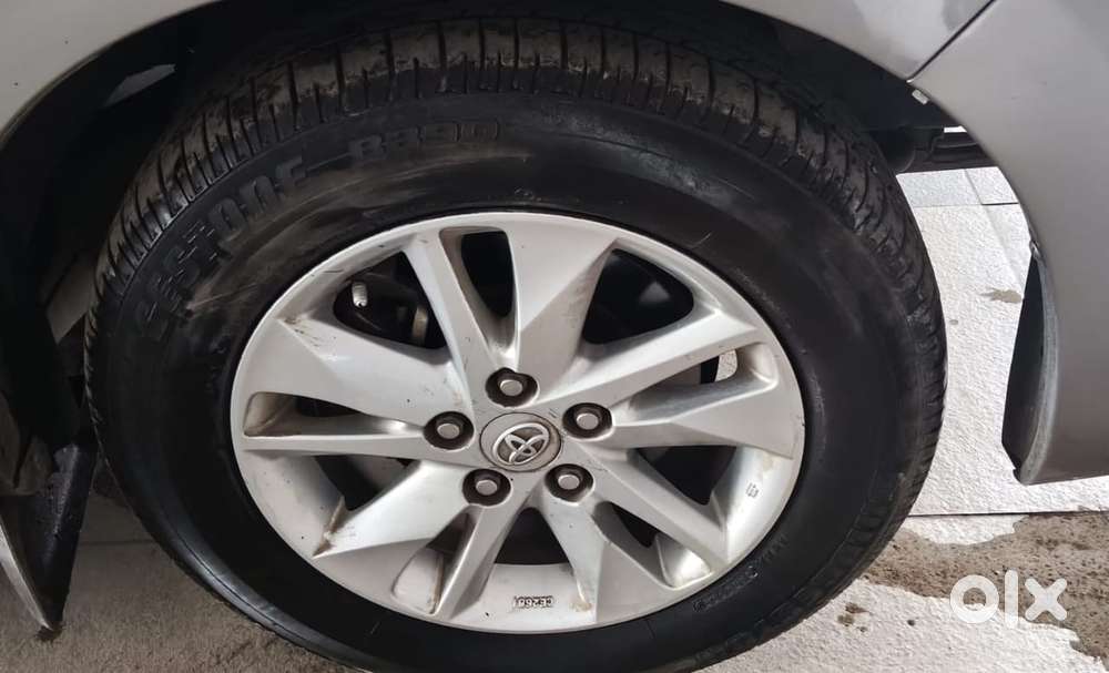 Toyota Innova 2.5 V 7seater Crysta Edition, 2020, Diesel