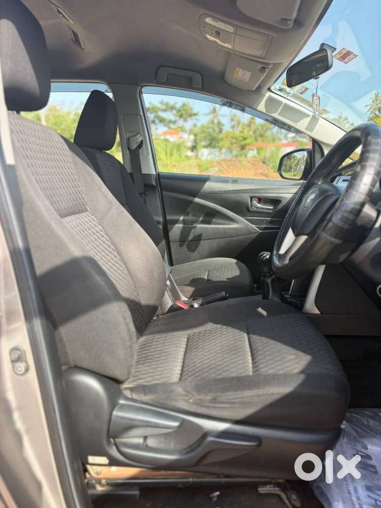 Toyota Innova Crysta 2.4 G Mt, 2019, Diesel