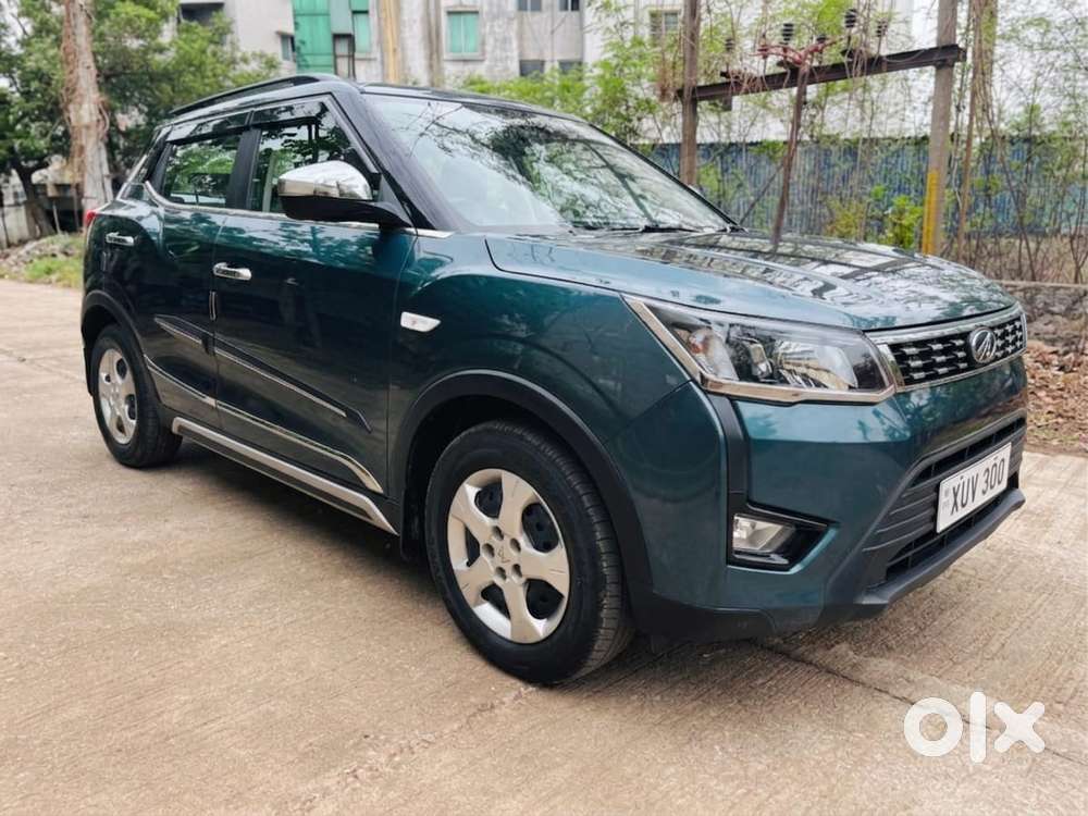 Mahindra Xuv300 W6, 2023, Petrol
