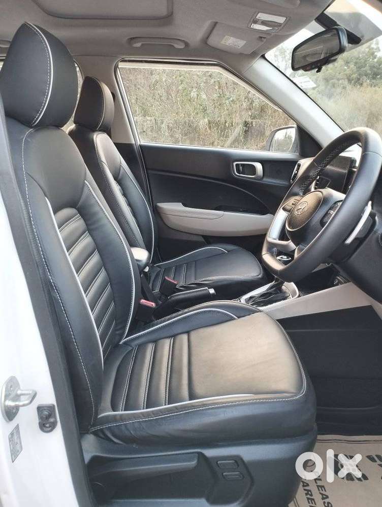 Hyundai Venue 1.0 Sx (o) Turbo Dct, 2023, Petrol