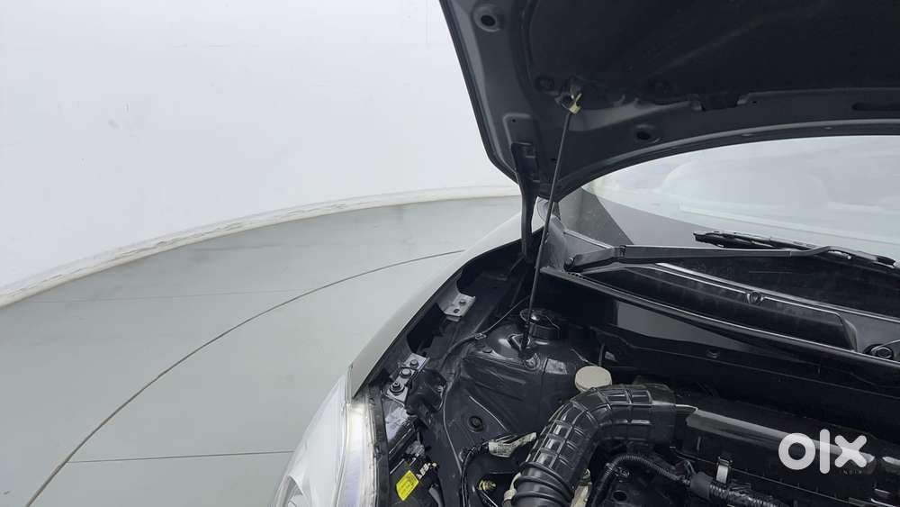 Maruti Suzuki Swift Vvt Vxi, 2021, Petrol