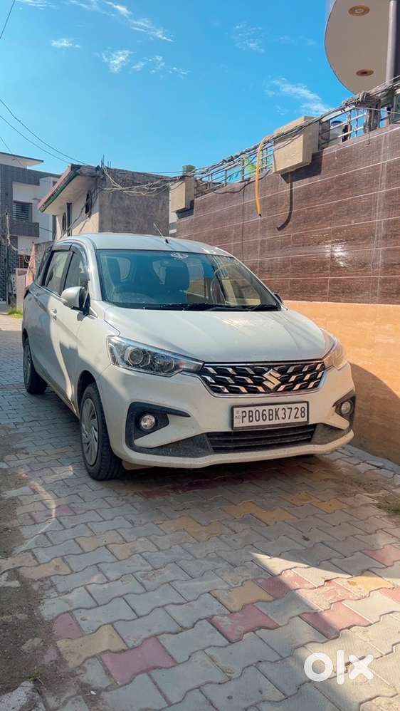 Maruti Ertiga 1.5 Vxi 2025