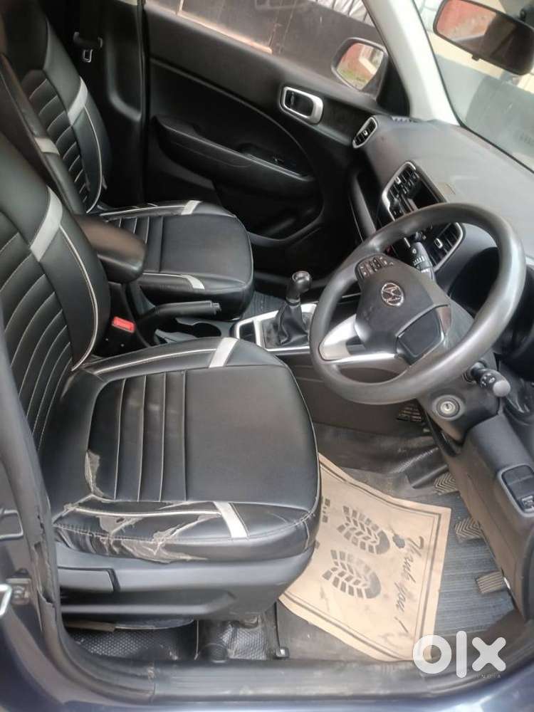 Hyundai Venue 1.2 S Plus, 2020, Petrol