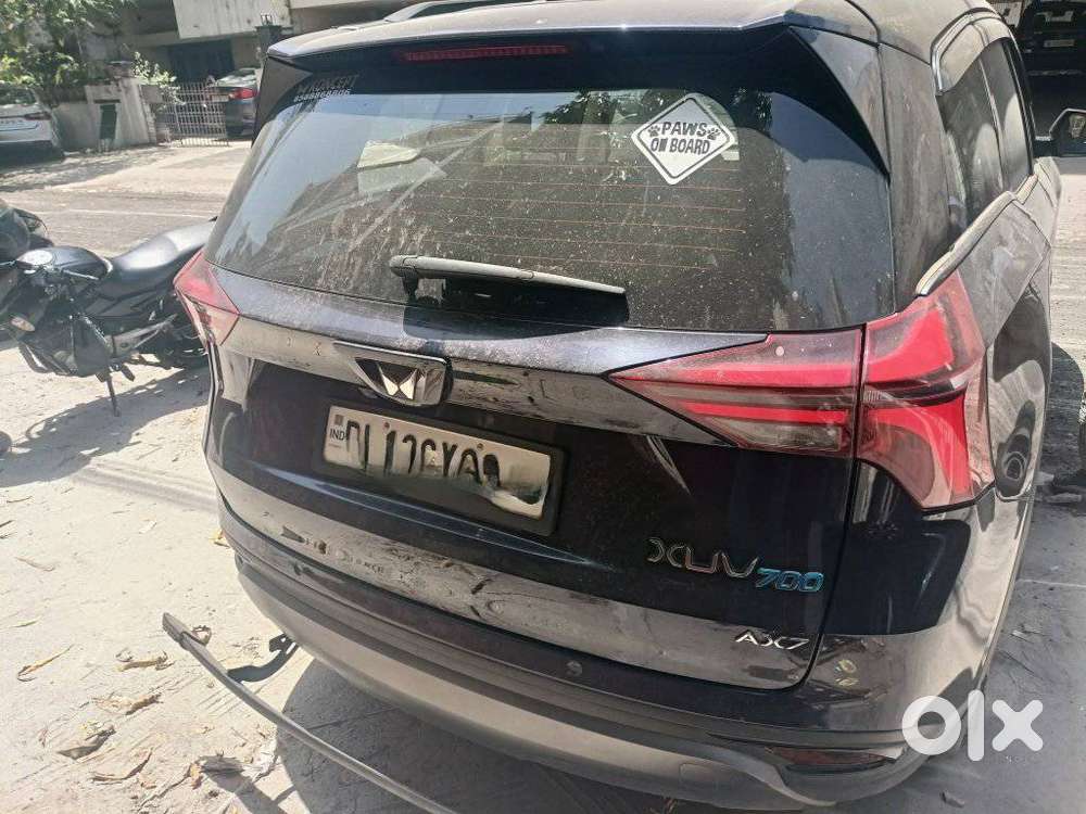 Mahindra Xuv700 2.0 Ax 7 Petrol At Str, 2024, Petrol