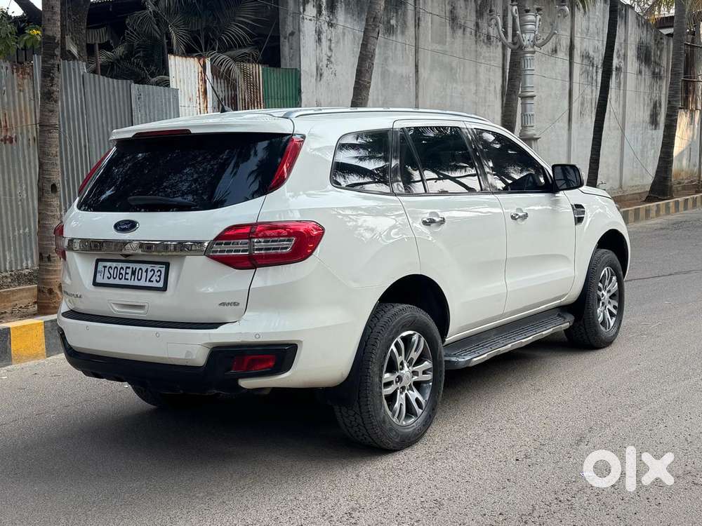Ford Endeavour 3.2 Titanium At 4x4, 2016, Diesel