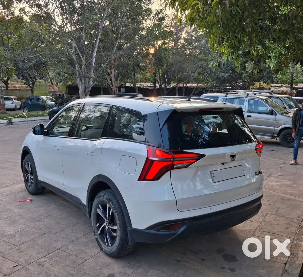 Mahindra Xuv700 Mx Petrol 5 Str In Mint Condition