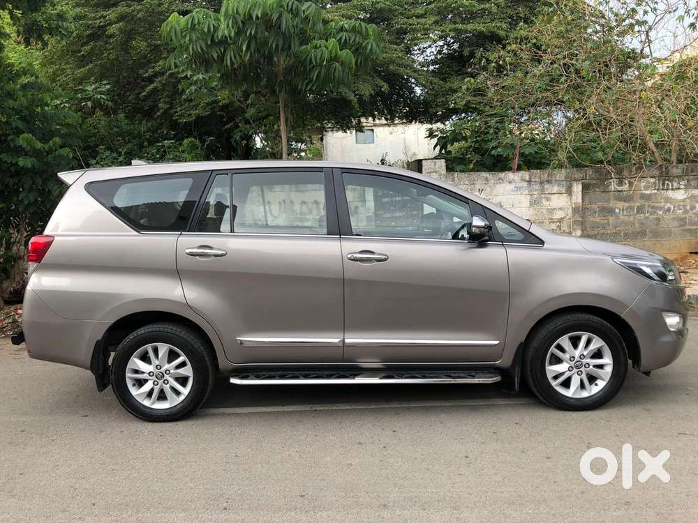 Toyota Innova Crysta 2.8z Automatic, 2017, Diesel