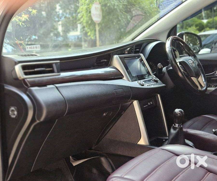 Toyota Innova Crysta 2.4 Vx Mt 8s, 2018, Diesel