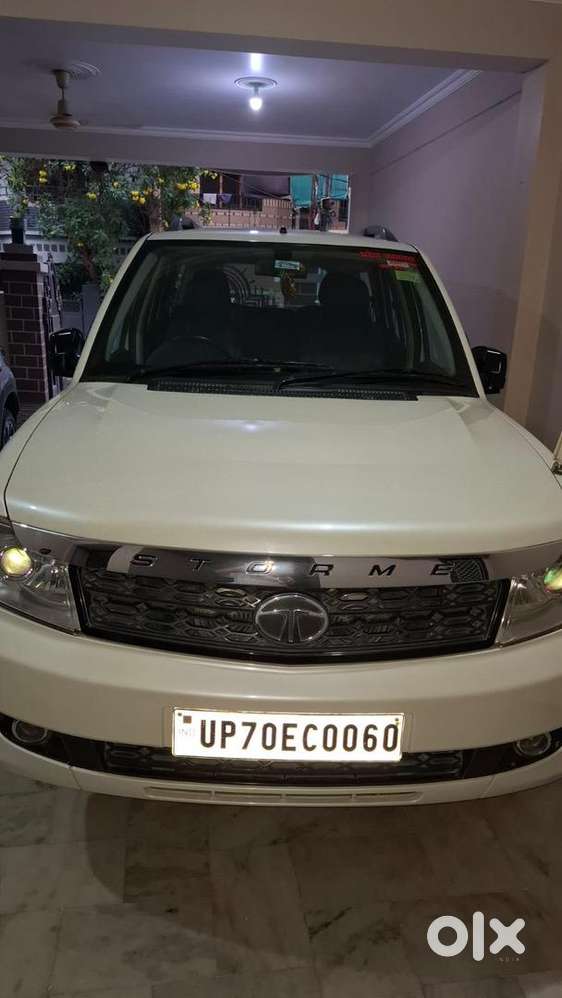 Tata Safari Storme Pearl White Colour In Very Good Condition