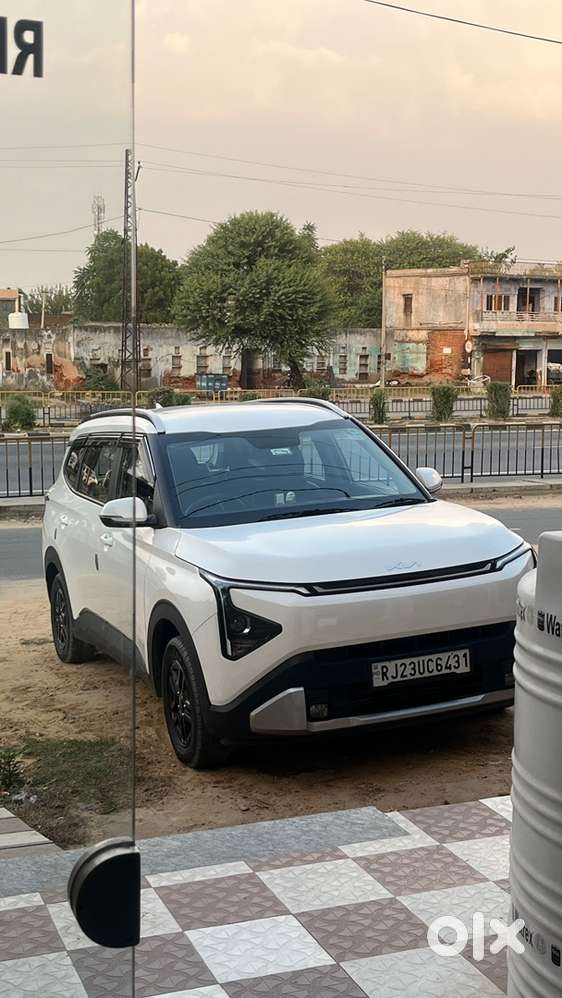 Kia Carens Clavis 2026 Petrol