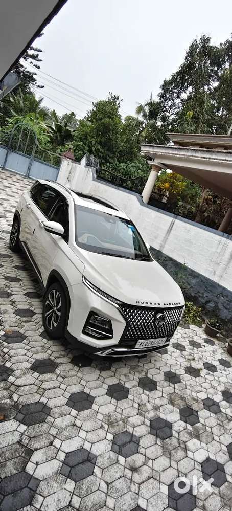 Mg Hector Plus Adas Top Variant