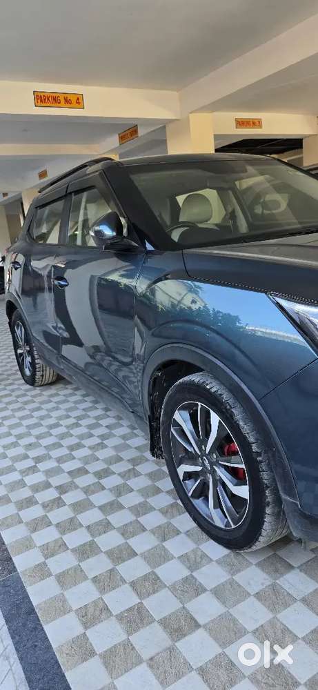Mahindra Xuv300 2021 Car
