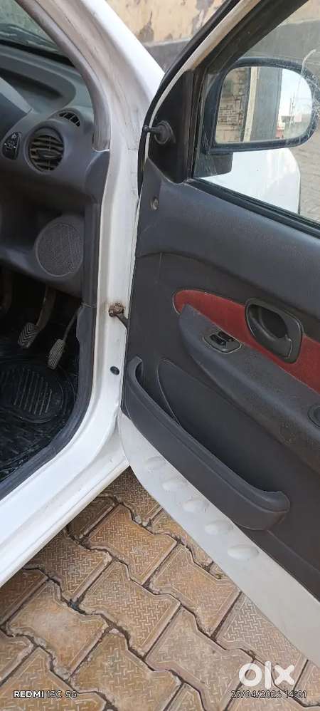 Hyundai Santro Xing 2013