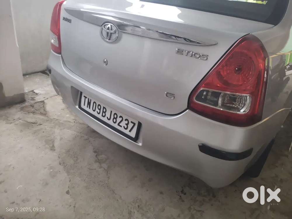 Toyota Etios 2011 Petrol Well Maintained