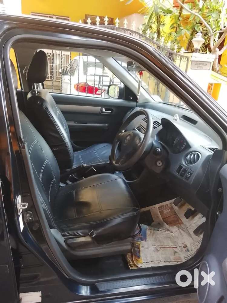 2006
Model 
Second Owner 
Insurance Nil 
Fc Current 
Vxi