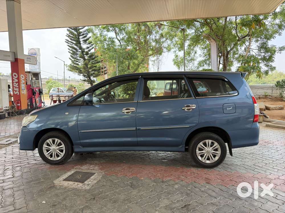 Toyota Innova 2.5 Gx 8 Str Bs-iii, 2012, Diesel