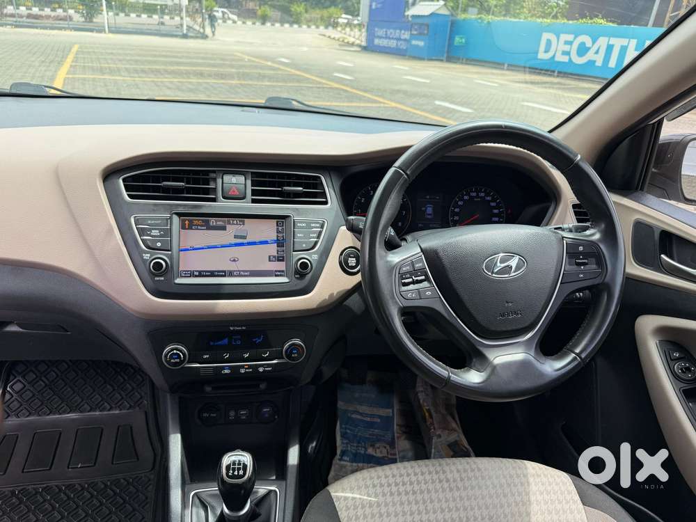 Hyundai I20 Asta (o) 1.2 Mt, 2019, Petrol