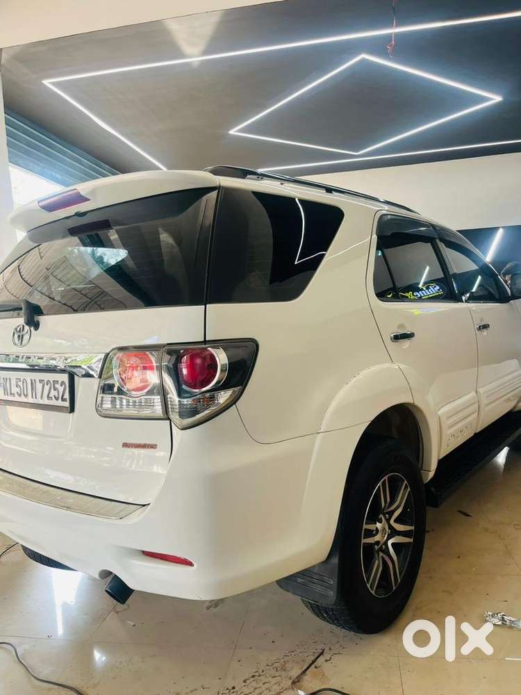 Toyota Fortuner 2015 Diesel Well Maintained
