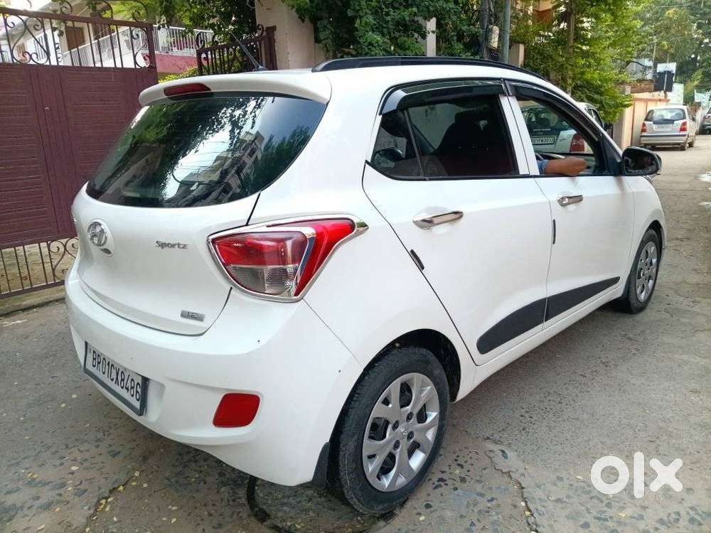 Hyundai Grand I10 1.1 Crdi Sportz, 2016, Petrol