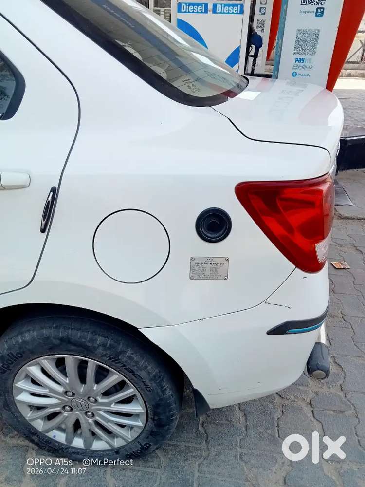 Non Accedental 
Full Original 
Petrol+cng Company Fitted