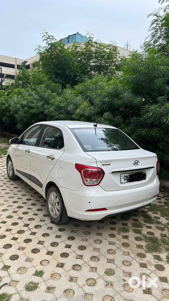 Hyundai Xcent 2015