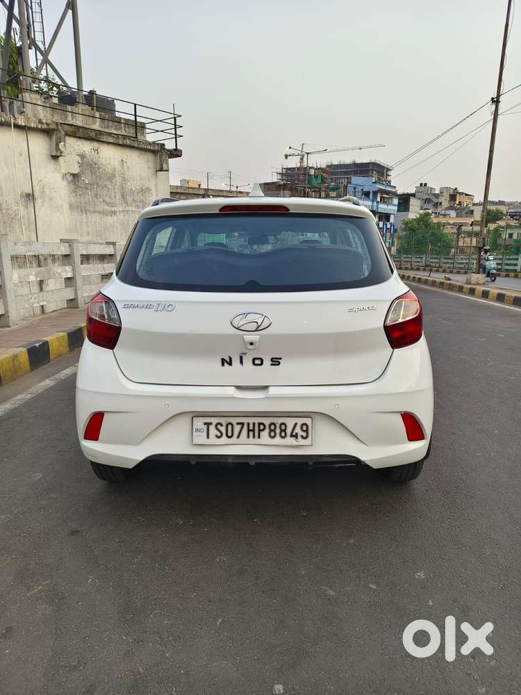 Hyundai Grand I10 Nios Sportz 1.2 Kappa Amt, 2021, Petrol